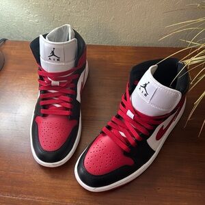 Like New- Air Jordan 1’s, size 9.5 Women shoes ***Priced to Sell***